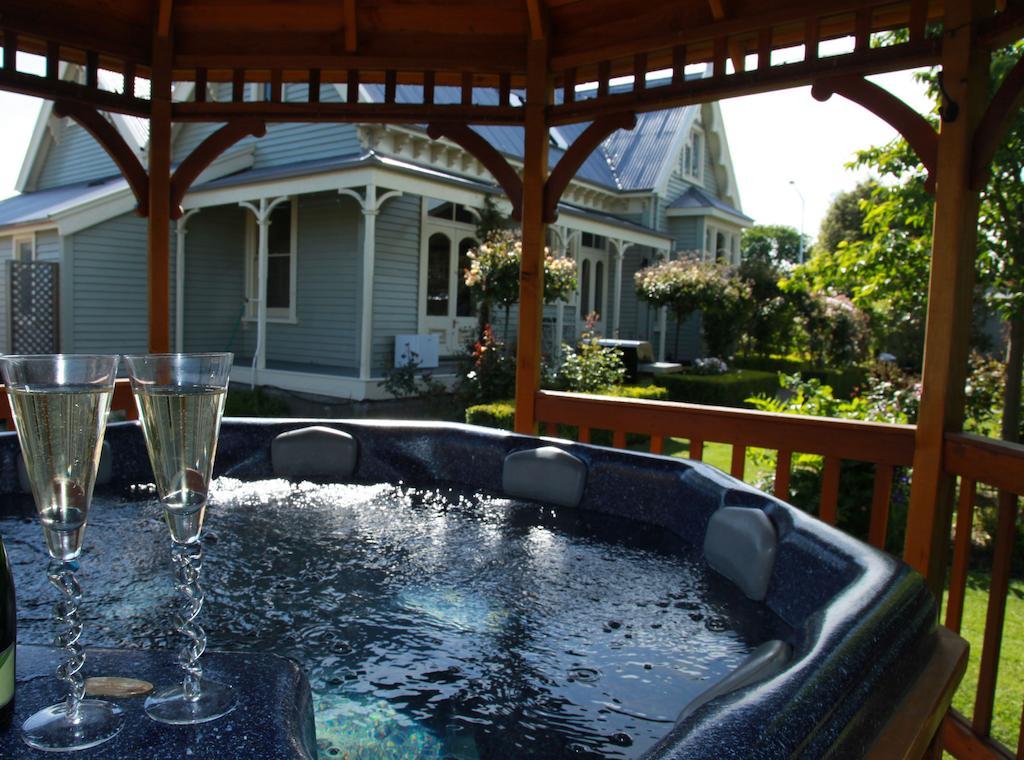 Lilac Rose Boutique Bed And Breakfast Christchurch Eksteriør billede